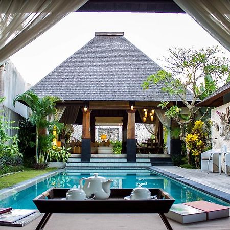 Arwana Estate Seminyak Exterior foto