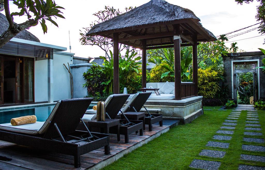Arwana Estate Seminyak Exterior foto