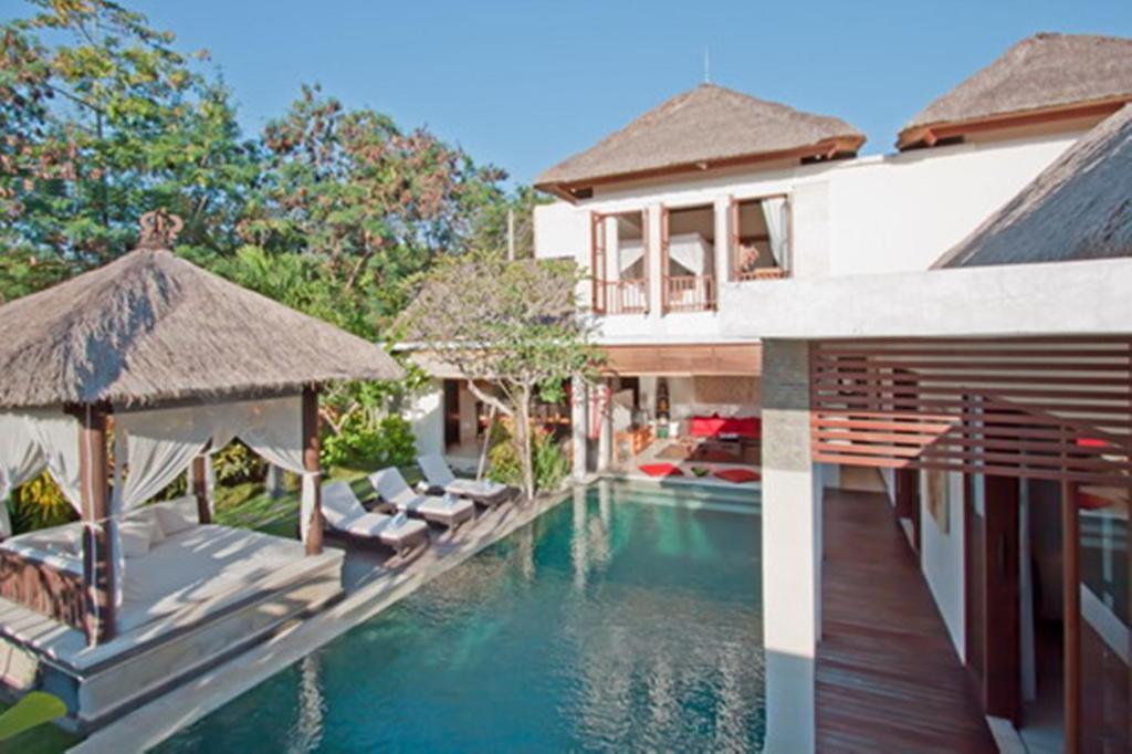 Arwana Estate Seminyak Exterior foto
