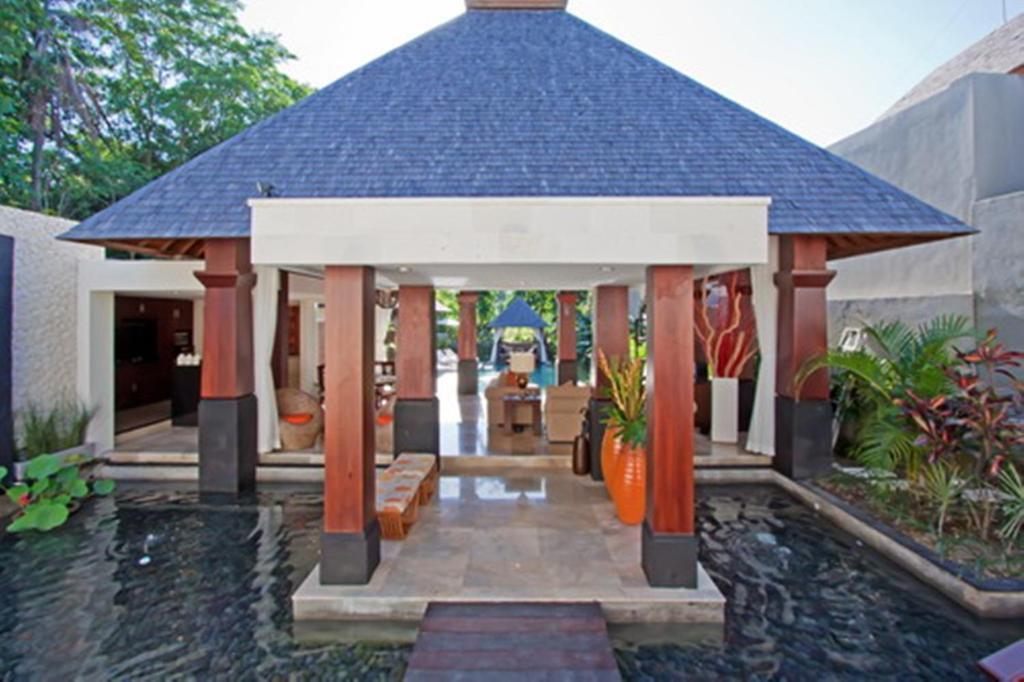 Arwana Estate Seminyak Exterior foto